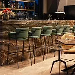Only Boutique & Residences 4* לימסול