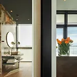 Only Boutique & Residences 4* לימסול