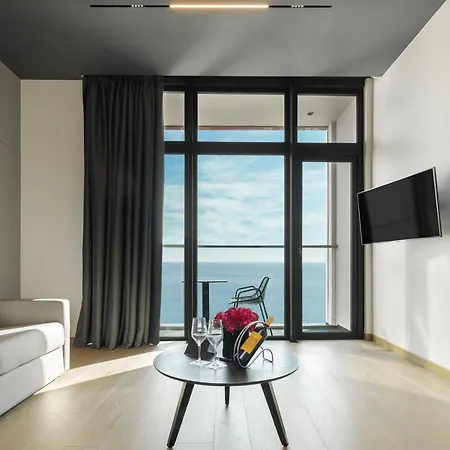 Hotel Only Boutique & Residences 4*