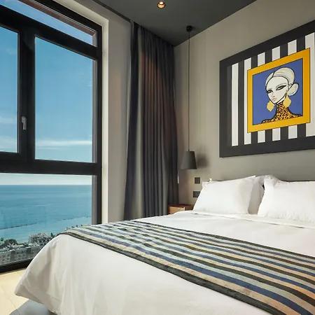 Only Boutique & Residences 4*