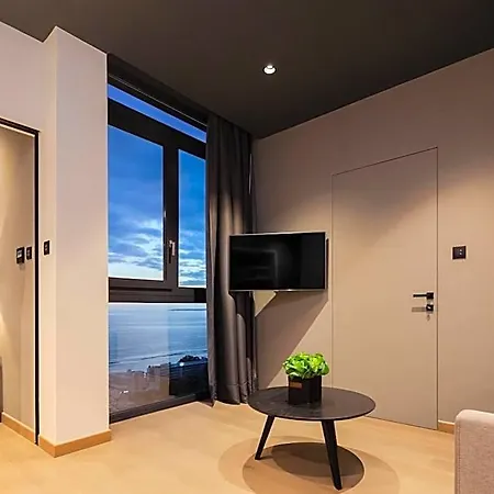 Only Boutique & Residences 4*