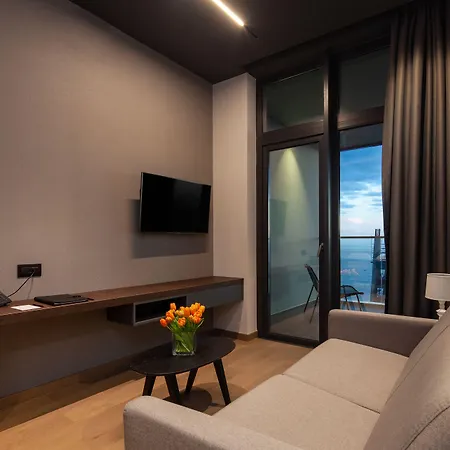 Hotel Only Boutique & Residences