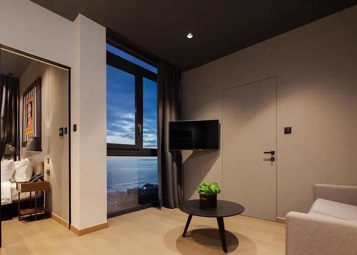 Hotel Only Boutique & Residences