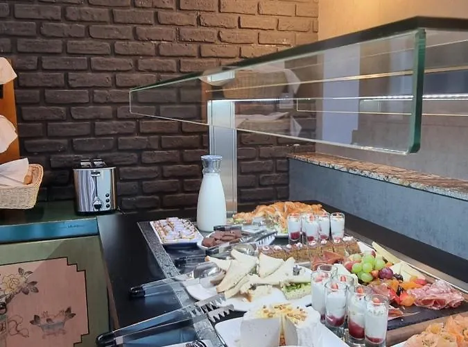 Only Boutique & Residences 4*