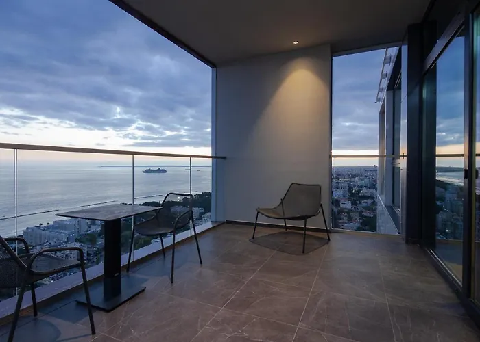 Only Boutique & Residences Ξενοδοχείο Λεμεσός