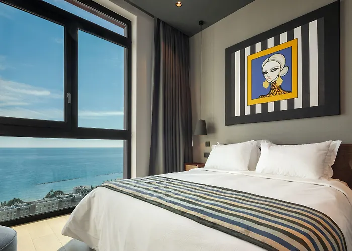 Only Boutique & Residences 4*